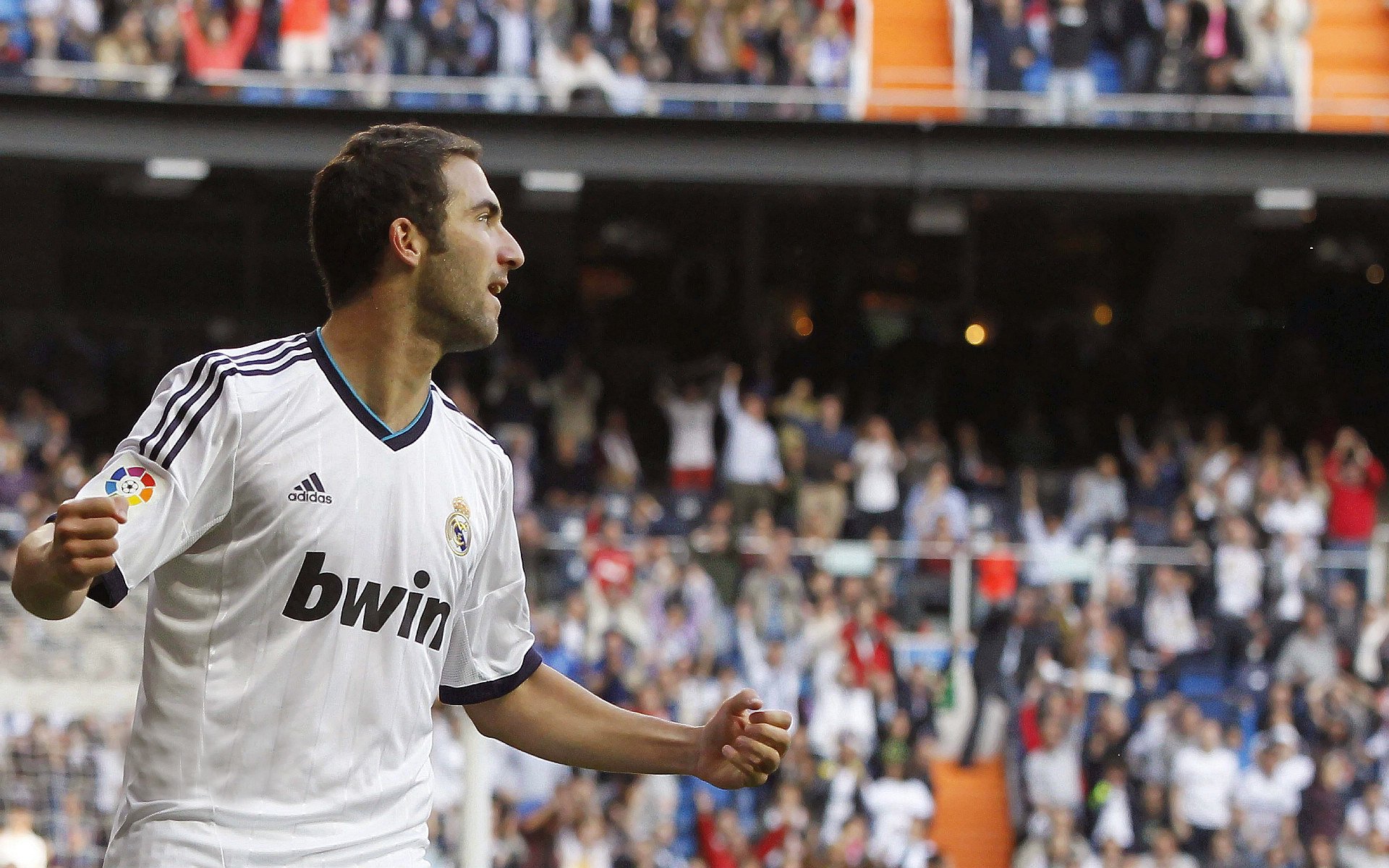 开云kaiyun-五大联赛是否出现进攻起点后移至中后场趋势，五大联赛开打